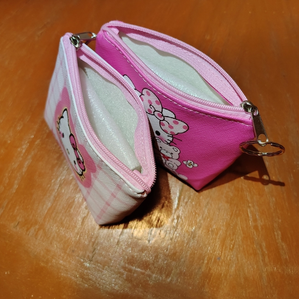 Hello Kitty Coin Purse Keychain Duo - Picture 2 of 2